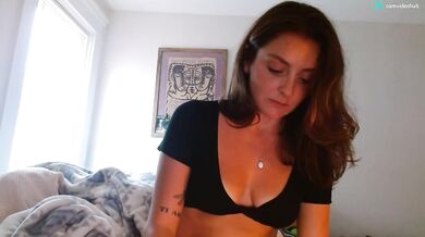 oliviatime9021 Chaturbate Pull Panties To The Side For Dildo