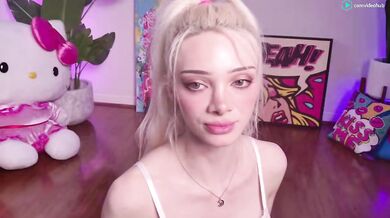 Bunnydollstella Suck & Ride Dildo Chaturbate