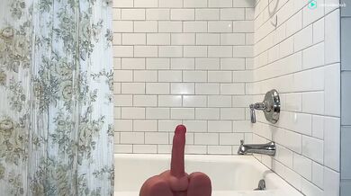 Gracieparker Bathtub Dildo Ride Chaturbate