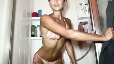 Leiathorne_ Shower Show & Topless Hairbra Chaturbate