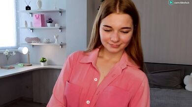 Sharleneblomgren Chaturbate 18 Year Old Wet Shirt Show
