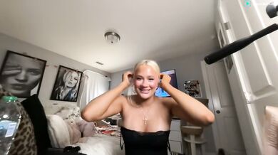 Livluxe1 Chaturbate Show Her Big Teen Tits