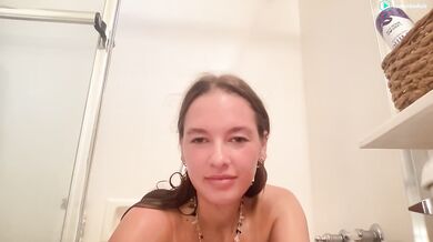 Izzyxoxo8 Shower Show With Nipslip Chaturbate