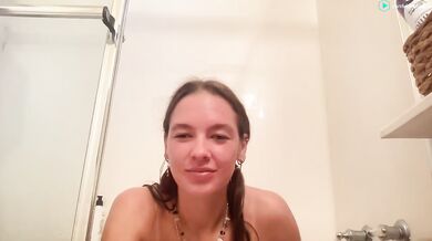 Izzyxoxo8 Flash Nipple & Pussy By Mistake Chaturbate